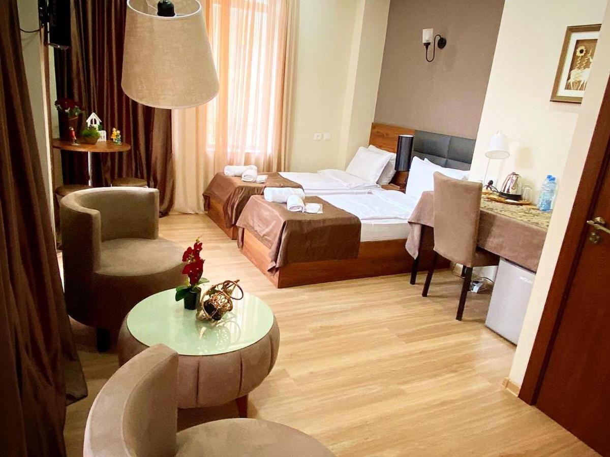 Hotel Terrace 第比利斯 外观 照片