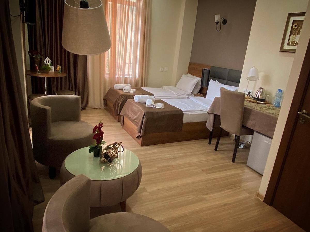 Hotel Terrace 第比利斯 外观 照片