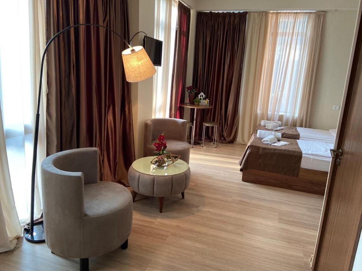 Hotel Terrace 第比利斯 外观 照片